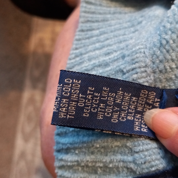 Karen Scott Acrylic Sweater W/ Embroidered Front - Picture 7 of 7